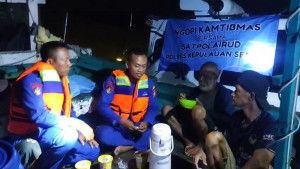 Satpolairud Polres Kepulauan Seribu Gelar Ngopi Kamtibmas Bersama Nelayan, Perkuat Sinergi dan Keselamatan di Laut