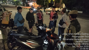 Polsek Kelapa Gading Gelar Patroli KRYD, Antisipasi Tawuran dan Kejahatan Jalanan