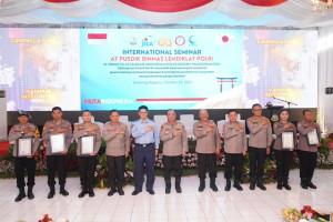 Pusdik Binmas Polri Gelar Seminar Internasional Perkuat Sinergi Polisi dan Masyarakat Cegah Kejahatan