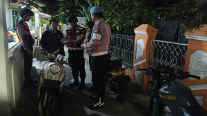 Patroli Malam Gabungan di Kepulauan Seribu Polisi dan TNI Hadirkan Rasa Aman Bagi Warga Pulau