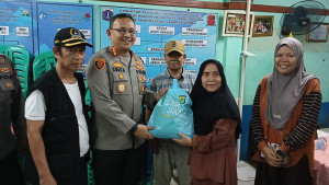 Kapolres Metro Jakarta Utara Gelar "Jaga Jakarta On The Spot" di Pademangan, Serap  Aspirasi Warga dan Salurkan Bantuan Sembako