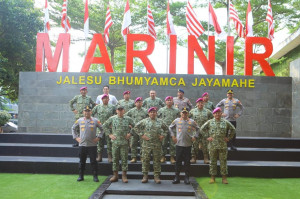 Kapolda Metro Jaya dan Pangdam Jaya Kunjungi Pangkormar, Perkuat Sinergi TNI-Polri