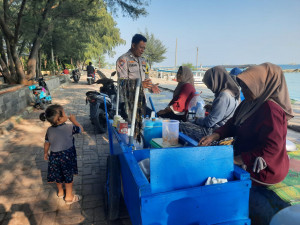 Bhabinkamtibmas Pulau Lancang Sambang Warga Lewat Jakarta On The Spot, Sosialisasikan Layanan Polri 110