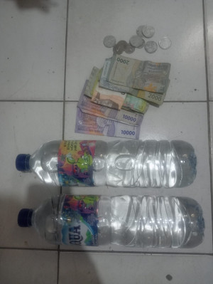 Diduga Bermodus Jual Air Mineral, Dua Pria Diamankan Polisi di Koja Usai Video Viral