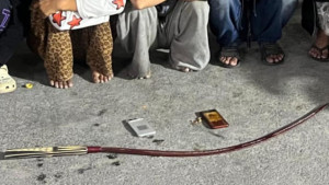 Patroli Gabungan Brimob dan Polres Jaktim Gagalkan Tawuran, Celurit 2 Meter Disita