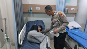 Respon Cepat Laporan Melalui Call Centre 110, Polisi Tangani Laka Lantas di Jaticempaka