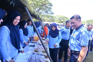 Semarakkan HUT ke-80, TNI AU Wilayah Makassar Gelar Bazar Murah
